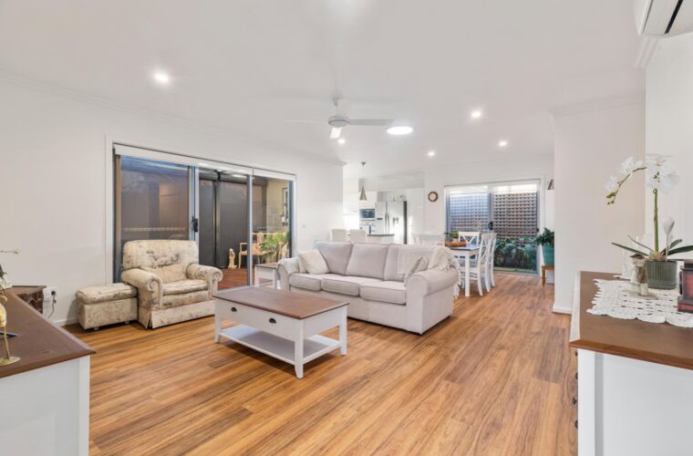 Villa 92 230 web